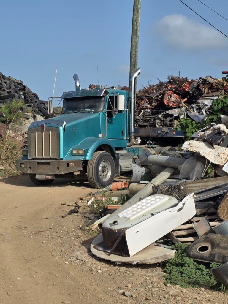 A image showing Dynamic Haulers truck carrying a waste